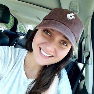 Meet your Posher, Haley